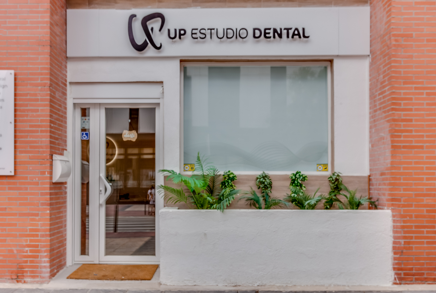 UP Estudio Dental 007